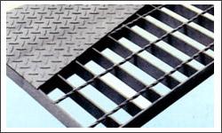 復合鋼格板 安平縣華冠五金絲網制品廠,復合鋼格板 安平縣華冠五金絲網制品廠生產廠家,復合鋼格板 安平縣華冠五金絲網制品廠價格